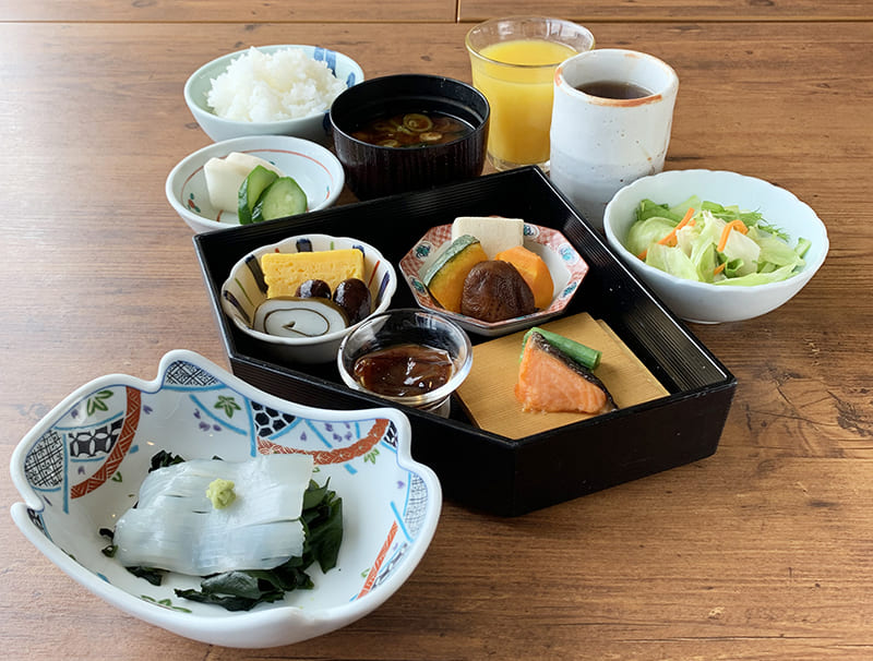 和朝食