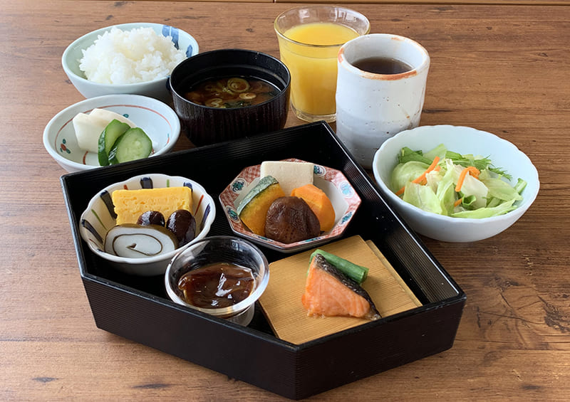 和朝食